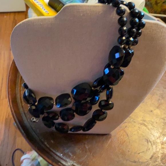 Jewelry - Ladies necklace